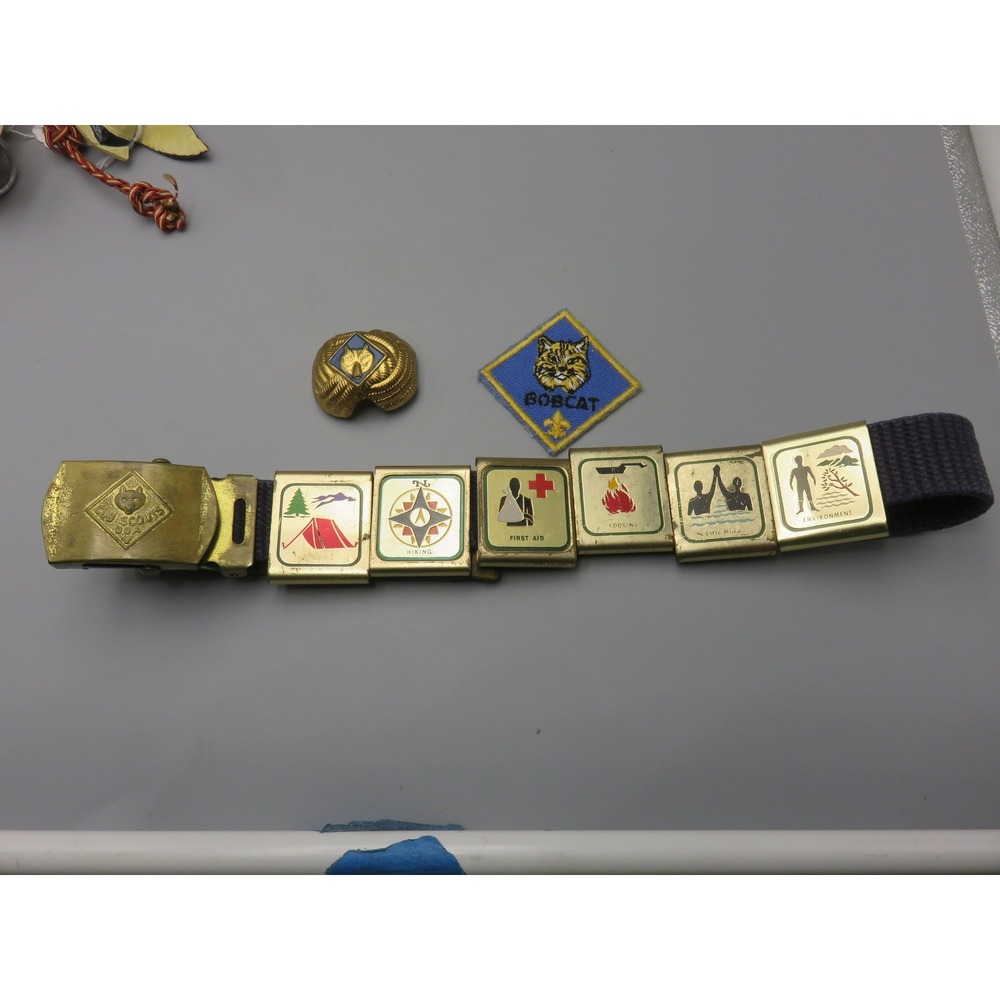 Vintage Cub Scouts BSA Belt with 6 Achievement Loops Bobcat Patch & Slide Lot